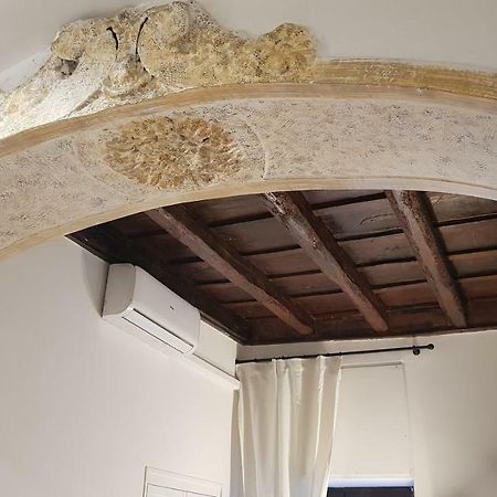 Enchanting Loft In Trastevere 로마 외부 사진