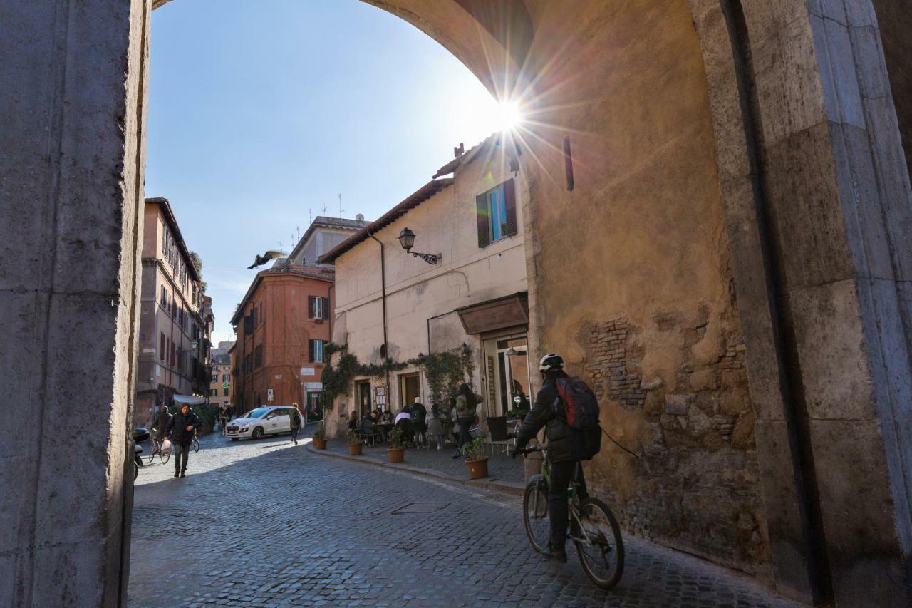 Enchanting Loft In Trastevere 로마 외부 사진